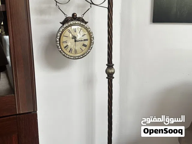 Antique vintage clock working