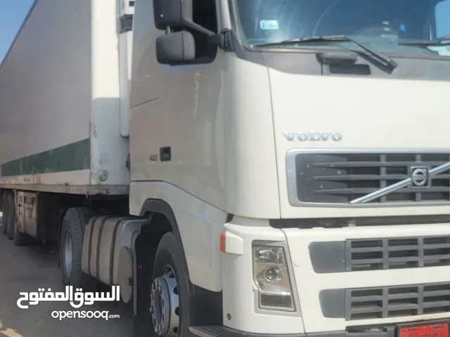 راس قاطره دمعه فولفو كمانت جعاده مدبل نضافه 10 علا 10 تايرات جدد كل شي بحاله الوكاله متفاقد