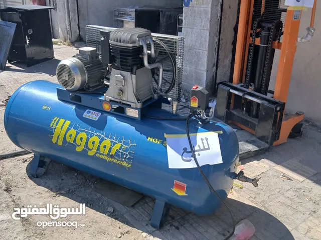 كومبريسر ايطالي 750 لتر ورافعة 2 طن فعلي