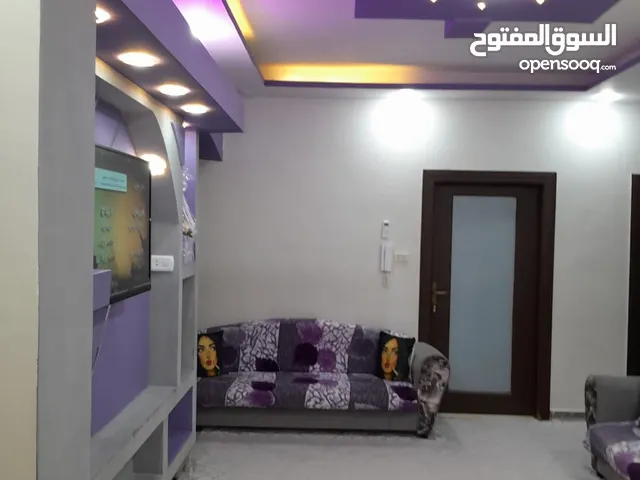 منزل للبيع سحاب. سلبود قرب دوار مشفى التوتنجي قريب من الخدمات