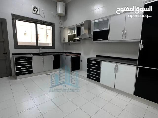 260m2 4 Bedrooms Villa for Sale in Muscat Ansab