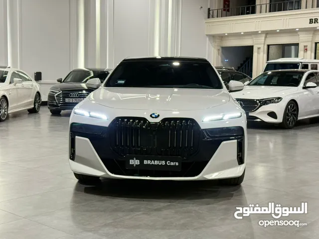 BMW 740i 2023  بي ام دبليو
