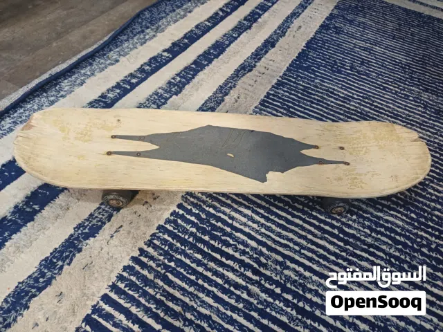 Clean skateboard for sale good condition