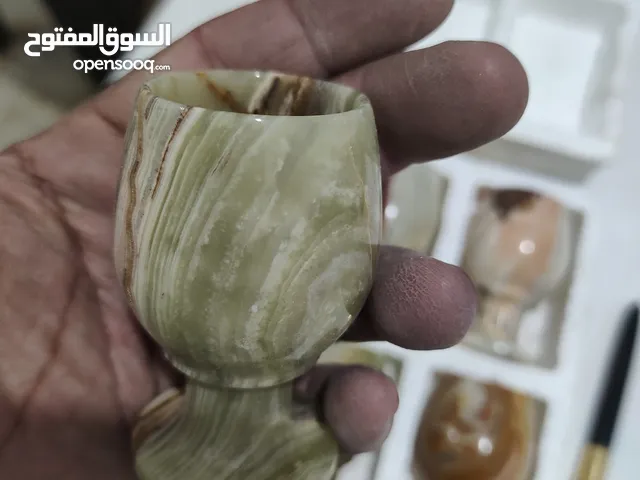 اكواب مصنوعة من الرخام الثمن 80د.ل