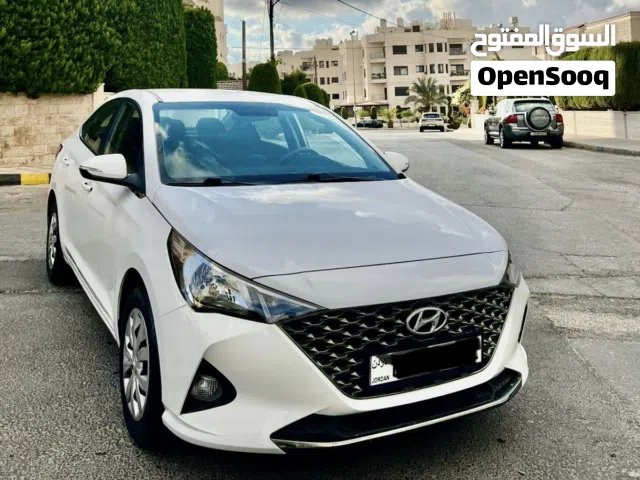 2022 Hyundai Accent Standard