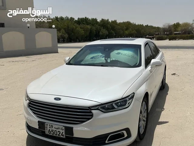 Used Ford Taurus in Farwaniya