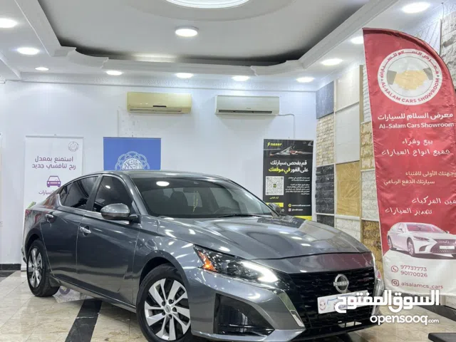 Used Nissan Altima in Muscat