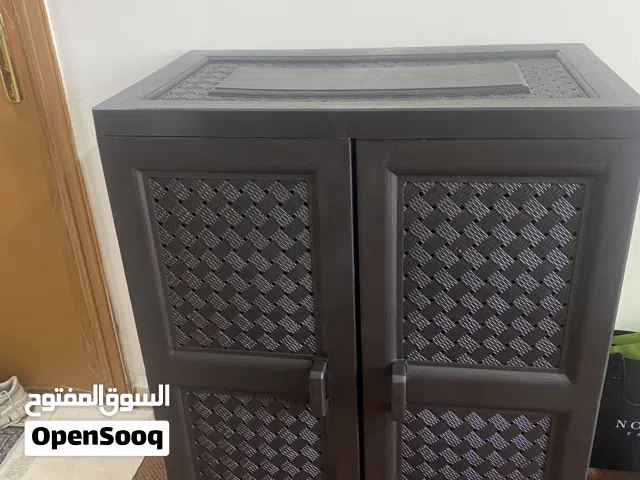 خزانة تخزين  بحالة ممتاز استخدام بسيط  سعر البيع 20 دينار  عمان شارع الجامعة الأردنية