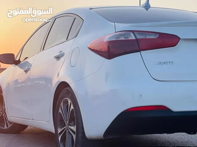 كيا فورتي للبيع ماشية في العداد 103 مكانه زوارة