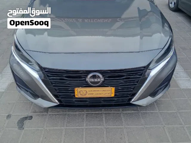 اللتيما 2023 SV وارد نظيف جدا