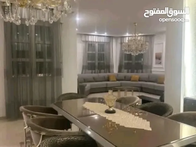 فيلا فى الهواري مقابل النفسيه ارض الجهمي مساحه الأرض 820متر تتكون من فيلا وملحقين ملحق مربو