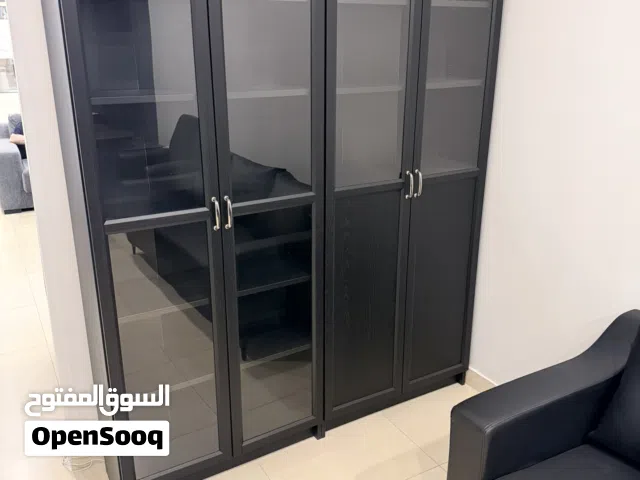 للبيع خزانه شبه جديدة