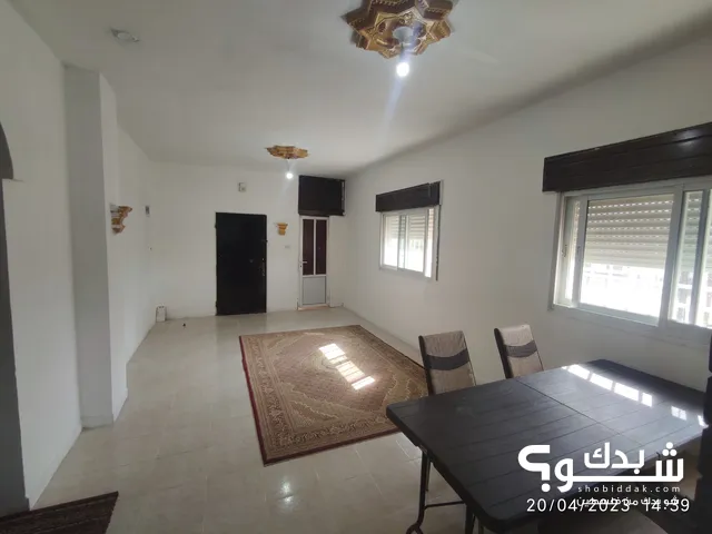 100m2 2 Bedrooms Apartments for Rent in Ramallah and Al-Bireh Um AlSharayit