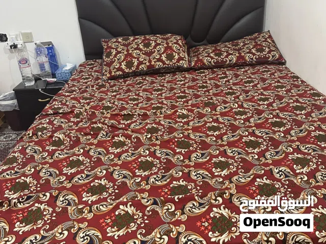 Vocational studio flat vacant for one month. Fully furnished. Household items are available and new
