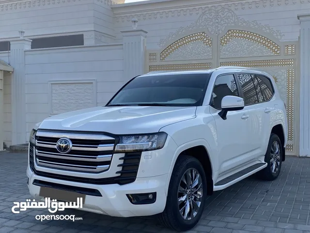 Used Toyota Land Cruiser in Al Ain