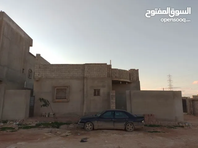 منزل للبيع امتداد شارع البيبسي وخلف فندق المروة الملاصق لحي السراج في (بنغازي)