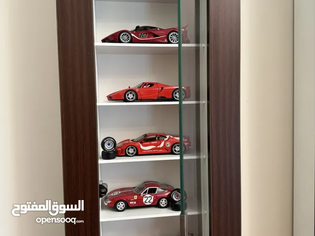 Cabinets for 1/24 scale collection cars