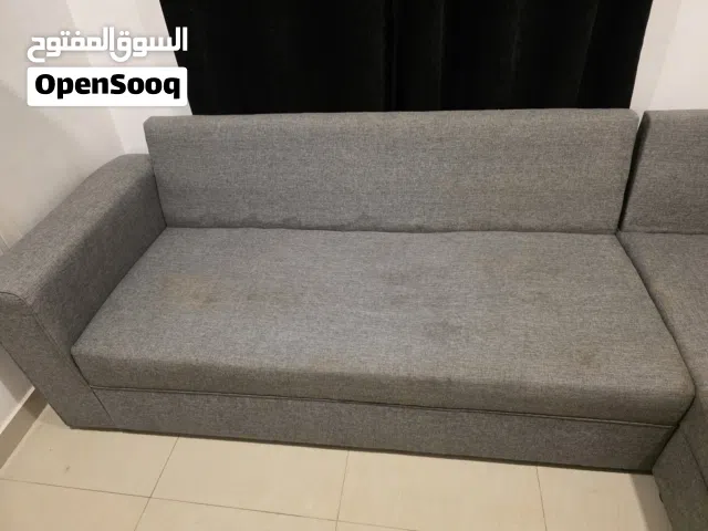 ركنيه مستعمل بحالة جيدة