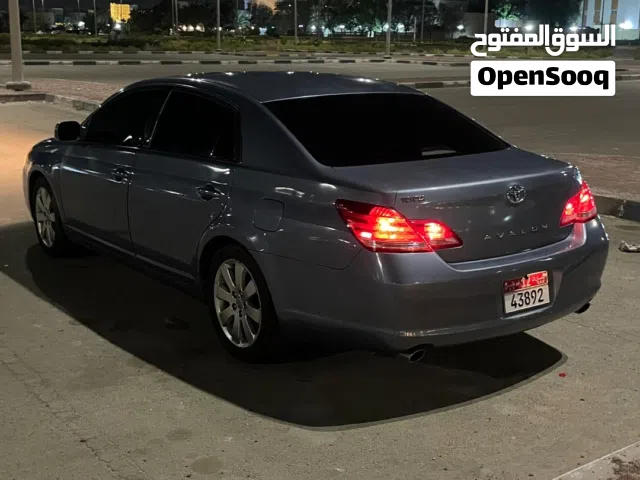 2006 تويوتا افالون Limited