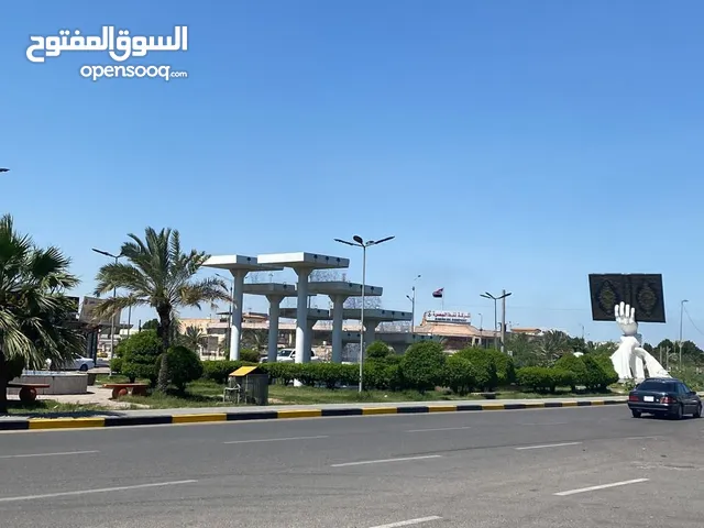 بيت للبيع في الحكيمية ثلاث طوابق ( بنظام شقق)