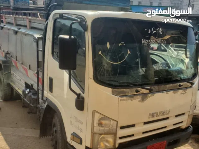 للبيع دينا إيسوزو 2011 - قمة النظافة (بحالة الوكالة