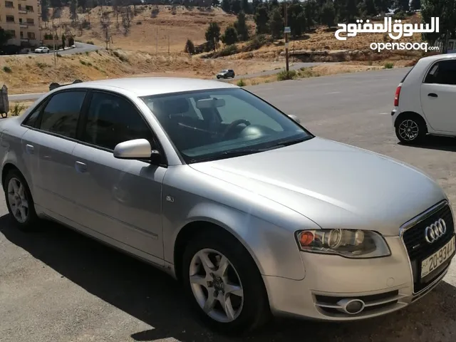 اودي A4 2007ماتور 1800 تيربو نظيفة بسعر مغر