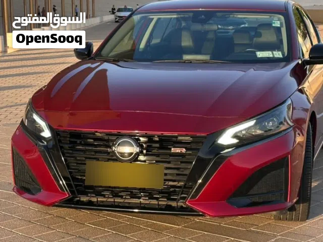 نيسان التيما فئة SR موديل 2023 حادث بسيط