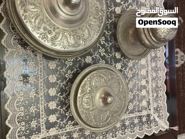 قطع نحاس مغربية صناعة يدوية