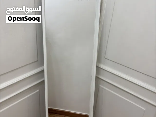 مراية لون ابيض