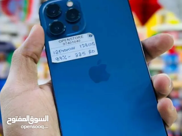 ايفون 12 بحالة ممتازة