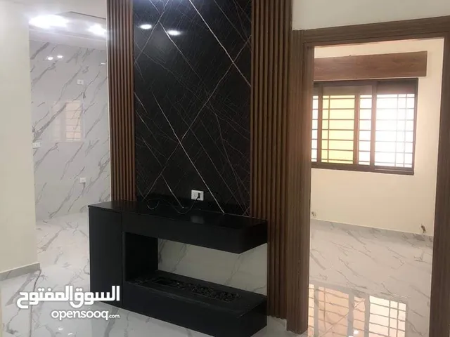 130m2 2 Bedrooms Apartments for Sale in Amman Jubaiha