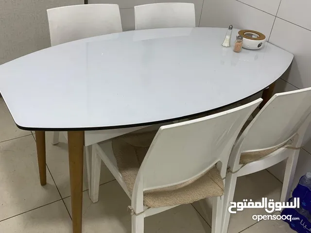 ميز طعام 4 كراسي