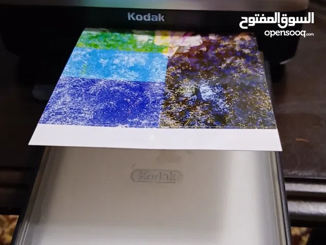 كاميرا وطابعة كوداك بحالة ممتازة مستعملين قليلا