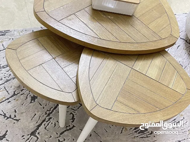 طقم طاولات وسطية