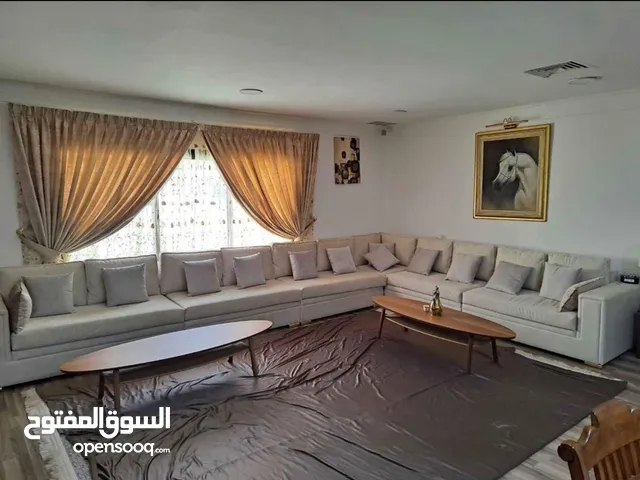 9M Sofa set for sale