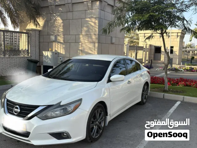 Used Nissan Altima in Al Batinah