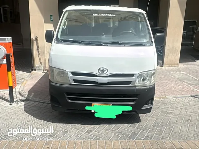 Toyota Hiace 2013 model 3400 bd 370K km Passing till: May 2026