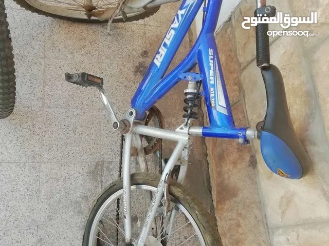 بسكليت و زلاجة كونان و سكوتر للبيع . المفرق