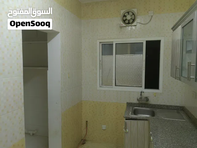 فرصة ذهبية للايجار معبيلة قريب جامع الجليل