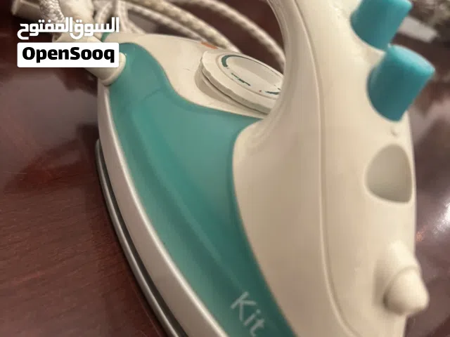 مكواة السفر صغيرة الحجم Scarlett Kit سهلة الاستخدام