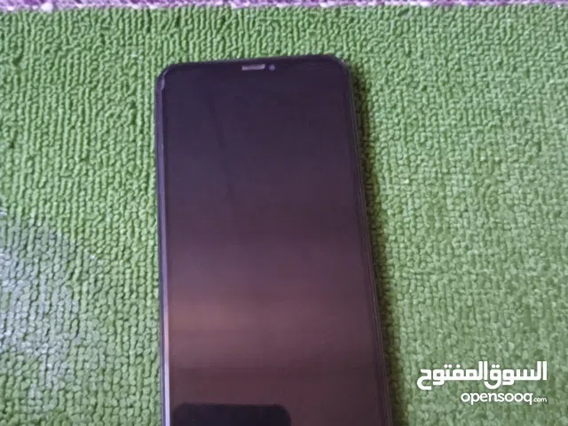 iPhone xs max 64gb 6.9 inch display good condition only battery change