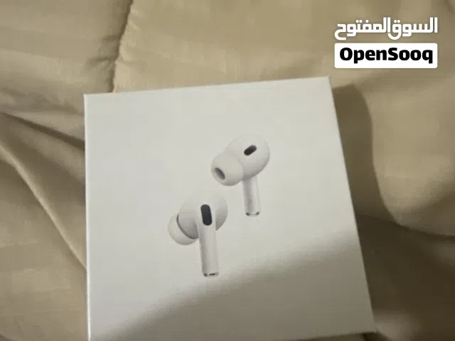 AirPods best quality in Bahrain good and cheap great quality and new not used in box with charger