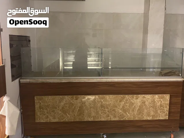 طاولات وبار وكاصة مبيعات