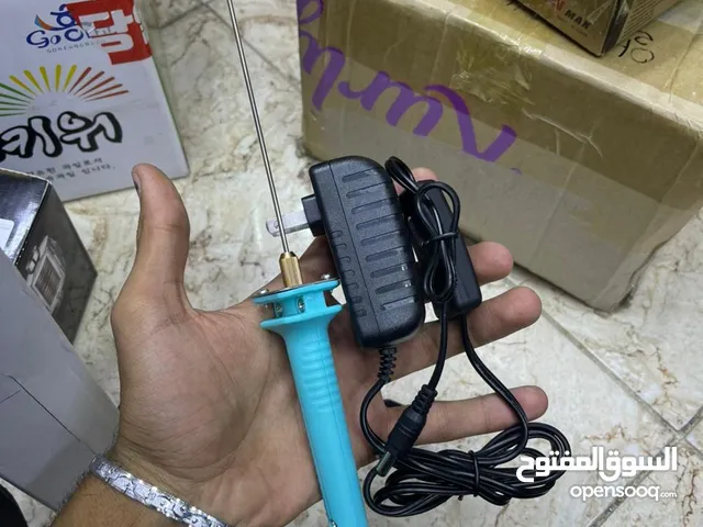 اله كتابه على خشب كاويه وتلسكوب والبوم صور  اقراء الوصف