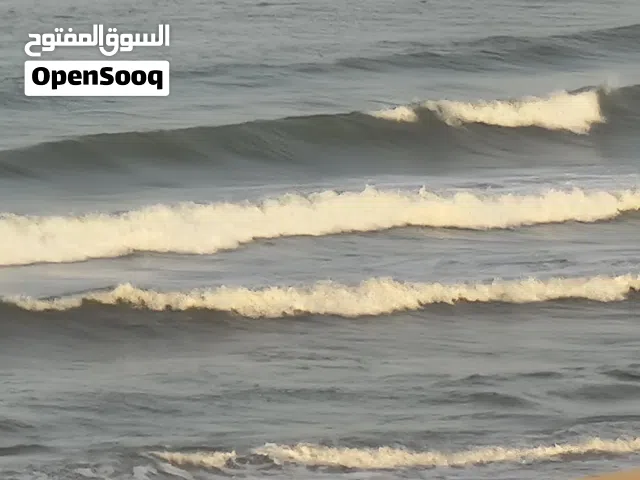 للايجار بالسالمية للنشاطات النسائية فقط دور تجاري مطل علي البحر مساحة 300 متر ايجار 3500 دك