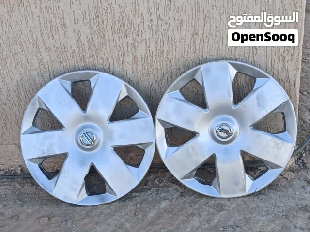 صواني نيسان صني لبيع 60 دينار