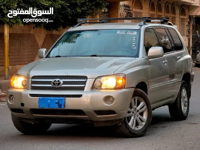 New Toyota Highlander in Sana'a