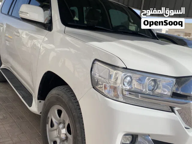2018 Toyota Land Cruiser GX