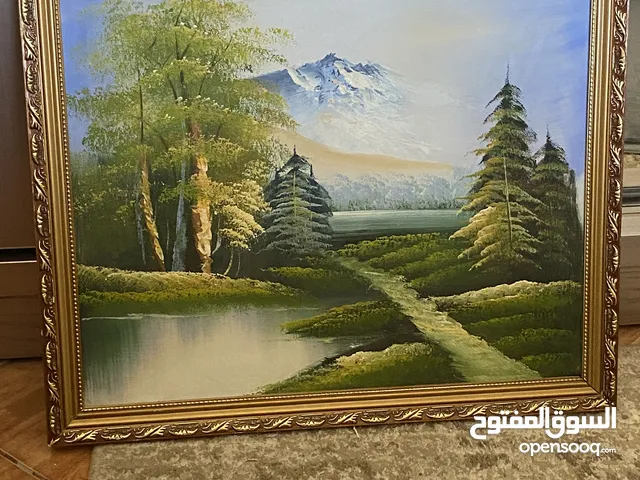 برواز عدد 2 رسم طبيعي مع برواز ذهبي الإطار بحاله ممتازه