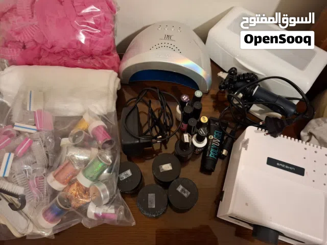 ماكينه وأدوات منيكور و بديكير